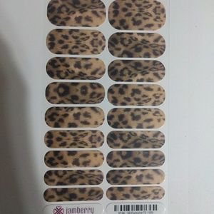 Jamberry Stylebox Exclusive Cheetah nail wraps